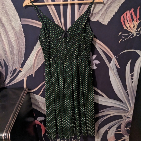 Flowy Green Polka-dot Dress - Picture 2 of 2